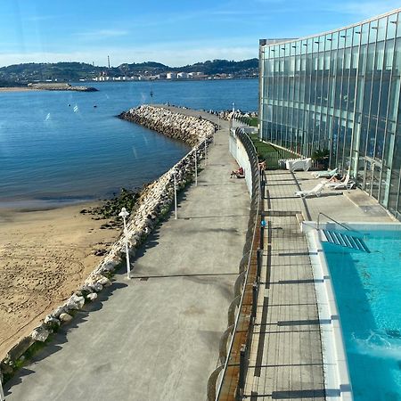 Poniente Beach Хихон Екстериор снимка